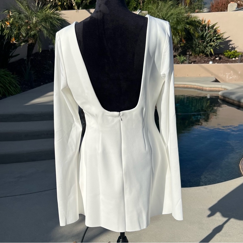 Elegant White Mini Dress - Picture 5 of 14